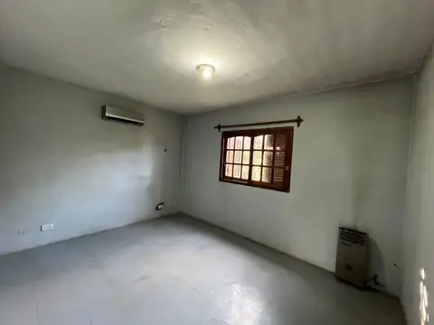 Casa en Alquiler en Moreno, $ 850.000