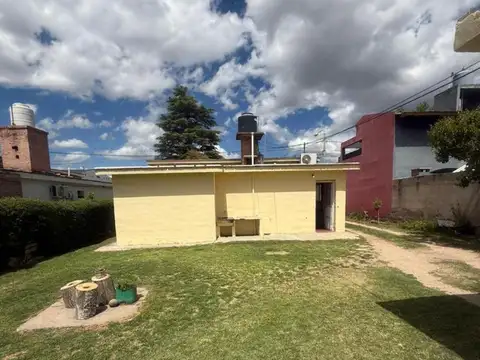 Hermosa casa más un dpto en Villa Cura Brochero