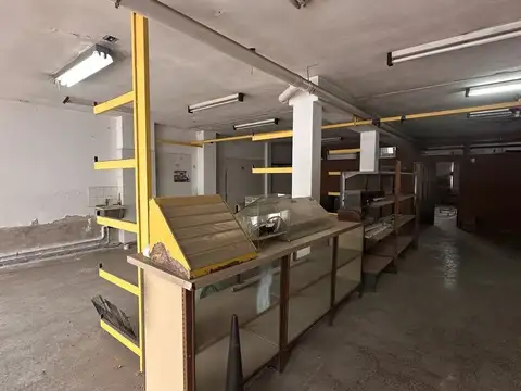 Local en Venta 35 años