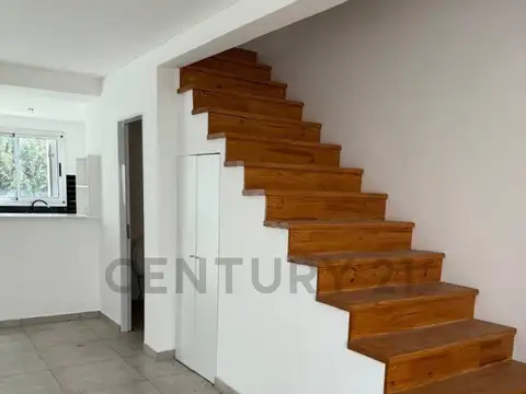 Casa en Venta en Manuel B Gonnet, USD 110.000