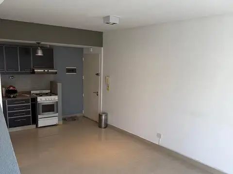 Casa 2 ambientes con 1 baño