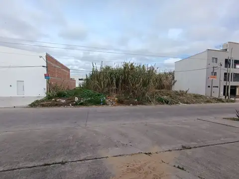 Lote en Los Hornos, La Plata