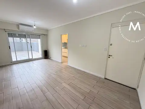 APTO CRÉDITO - Departamento en venta de 3 ambientes con cochera y patio - Villa Ballester