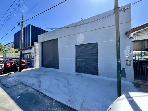 Avda. Alte Brown  al 4300