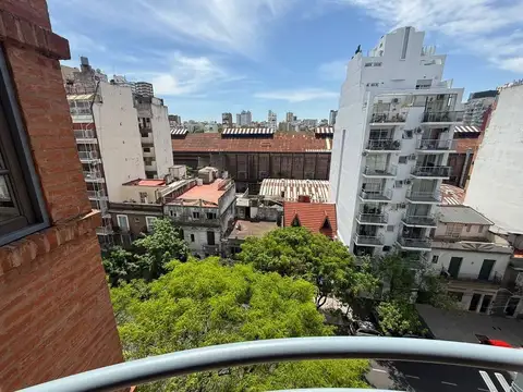 Departamento en Alquiler en Parque Chacabuco, $ 650.000
