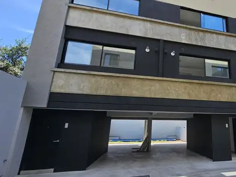 Casa en Venta en Olivos Maipú/Uzal, USD 325.000