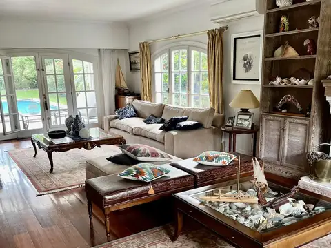 Casa en Venta de 4 dormitorios