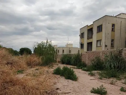 Terreno en Venta de 1867,0 m2