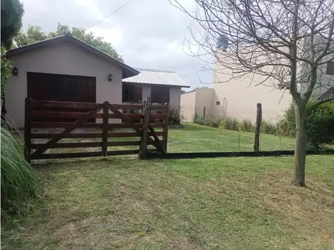 Casa 2 Ambientes Con Cochera Los Acantilados