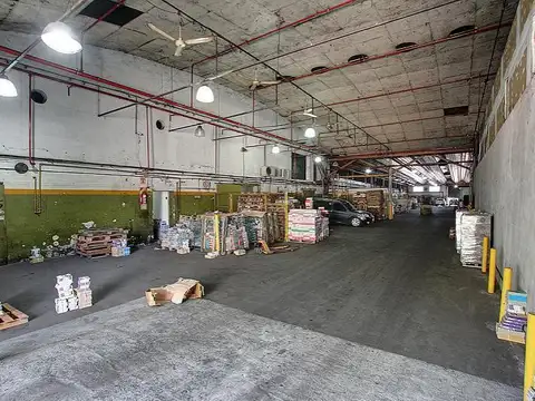 Galpón - Depósito de 9.100 m2  en  Barracas  - ALQUILER - Mixtura 3