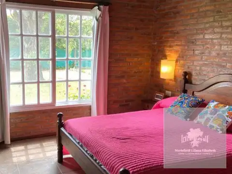 Casa 5 ambientes con 2 baños