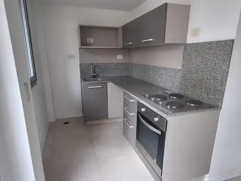 Departamento en Alquiler en Belgrano R, $ 720.000