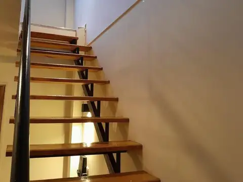 Casa en Alquiler con 1 cochera