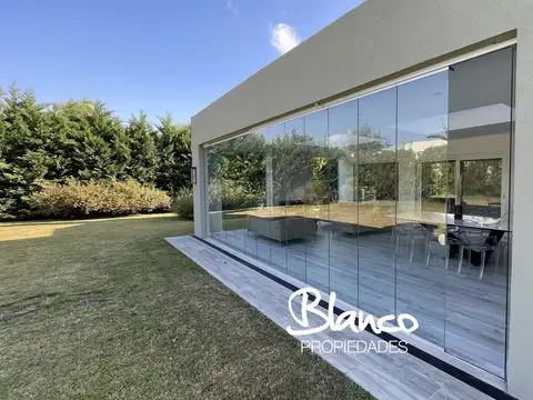 Casa  en Venta en La Lomada, Pilar, G.B.A. Zona Norte