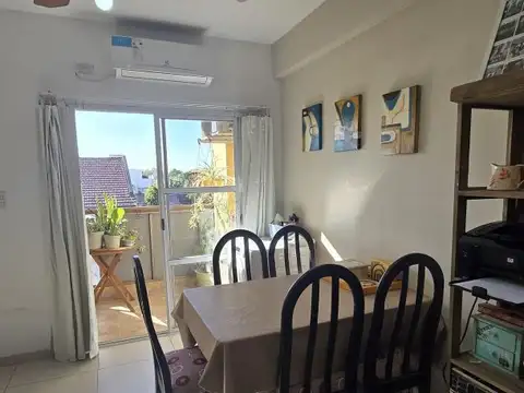 Tornquist 2200, Piso 2