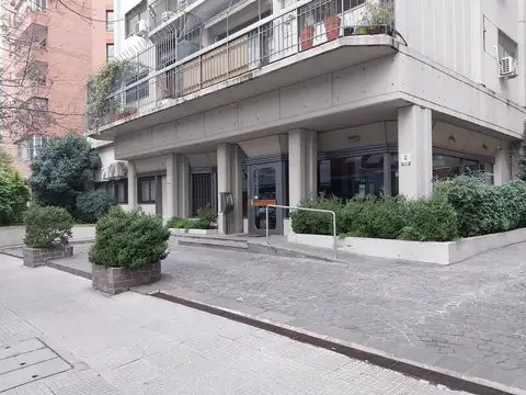 Blanco Encalada 1500, Piso 1