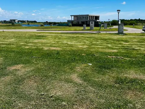 Terreno en venta en Pueblos Del Plata - Elcano