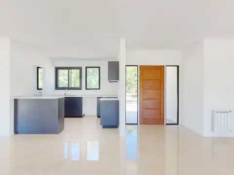 Casa en Venta en Miralagos, USD 230.000