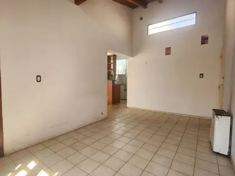 Casa 5 ambientes ALQUILER en Godoy Cruz con jardin