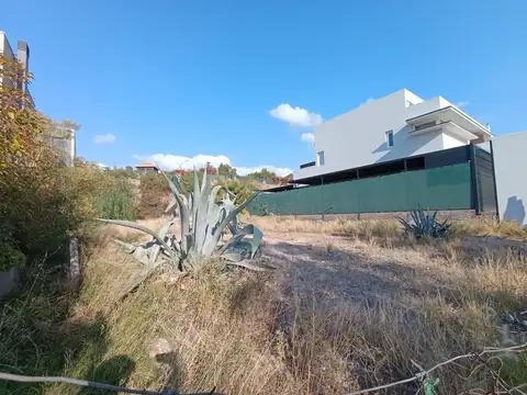 Terreno en Venta de 674,0 m2