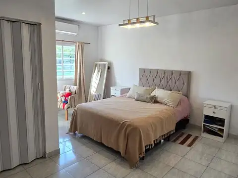 CASA EN VENTA EN URQUIZA