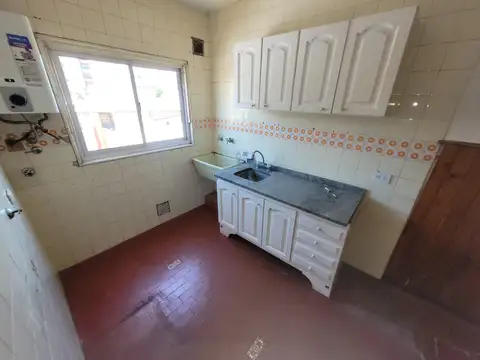 Departamento en Alquiler en Wilde, $ 600.000