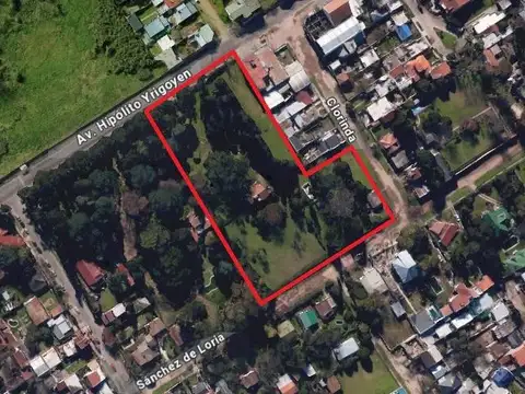 Fracción de 8800 metros sobre Av. Hipolito Yrigoyen, zona Cruce Varela