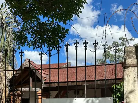 Casa en Venta en Villa Centenario, USD 80.000