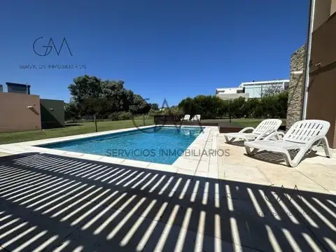Casa en Venta al Oeste