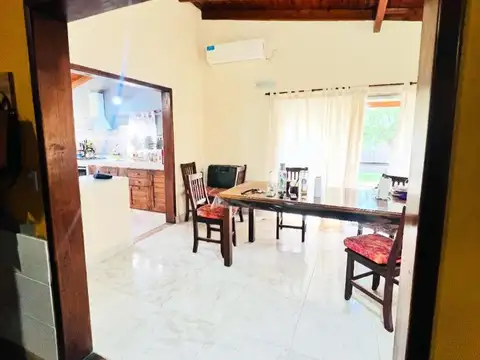 Venta casa 4 ambientes en Francisco Alvarez