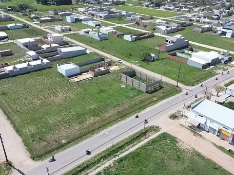 SE VENDE TERRENO FINANCIADO SOBRE CALLE 47 RQTA.