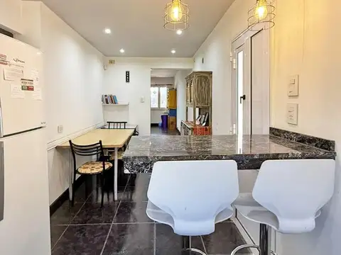 OPORTUNIDAD  CASA DE TRES DORMITORIOS EN ARROYITO!