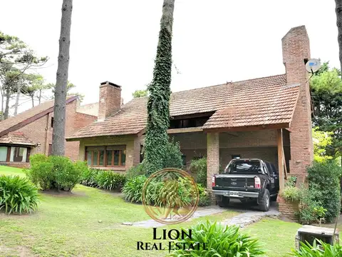 Casa en Venta en Pinamar, USD 165.000