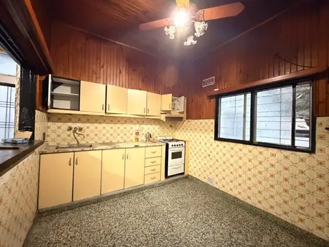 Depto Tipo Casa en Alquiler de 2 ambientes