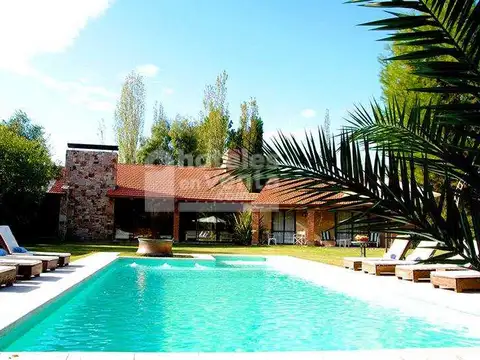 Hotel en Venta en San Rafael, USD 2.500.000