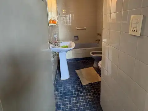 Depto Tipo Casa en Venta en Floresta, USD 78.000