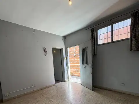 Depto Tipo Casa en Venta de 2 ambientes