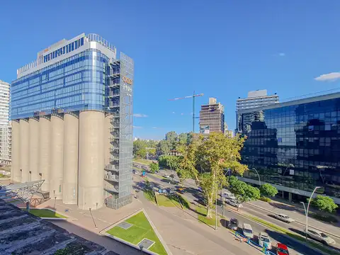 Av Carballo 100