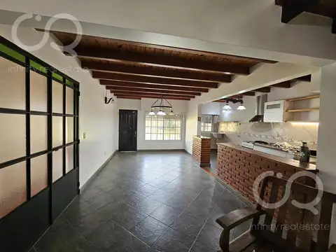 Venta Hermosa Casa en Benavidez Centro
