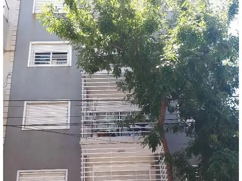 2 AMB - FRENTE BLCÓN -IMPECABLE INCLUYE EXPENSAS E IMPUESTO-