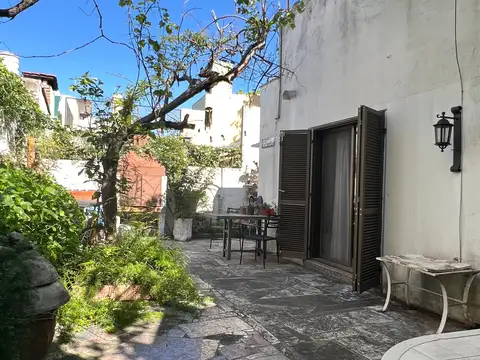 Excelente chalet en venta en Olivos Roche