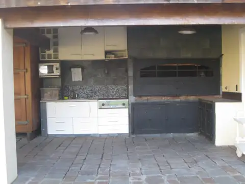 Quinta en Venta con 2 cocheras