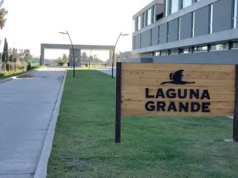 Casa en Venta en Laguna Grande, USD 469.000