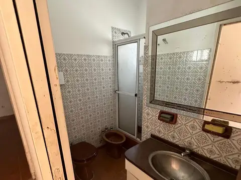 VENTA DEPARTAMENTO DE 2 AMBIENTES EN CARAPACHAY