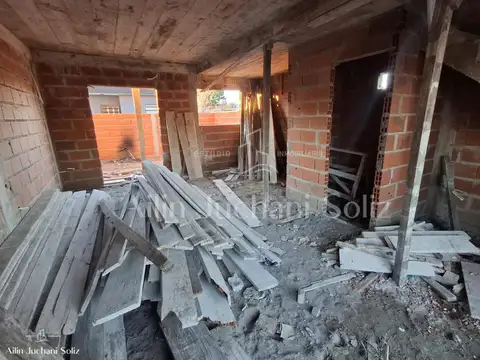 Casa en Venta con 1 cochera