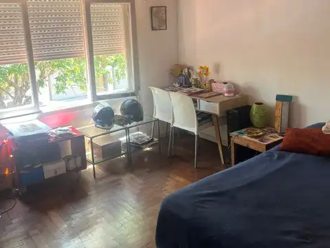 Depto Tipo Casa en Venta 50 años