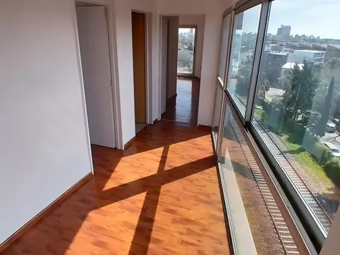 Departamento en Alquiler en Beccar 2 dormitorios, Av Centenario 2400