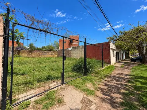 Terreno en Sarmiento