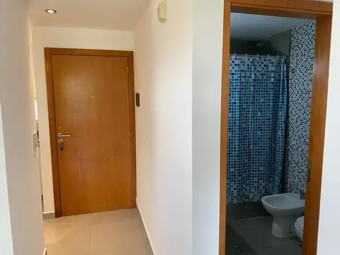 MONOAMBIENTE TEMPORARIO EN ALQUILER LA PLATA