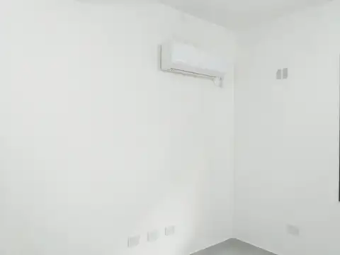 Departamento 2 ambientes con cochera Lanus Este